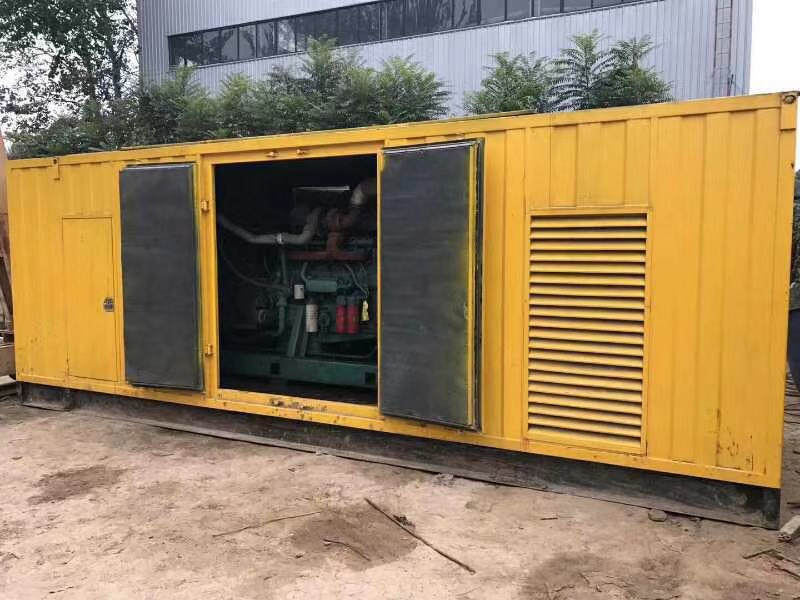 乌恰柴油发电机组滤清器内充满机油但压力不足如何进行故障排查？