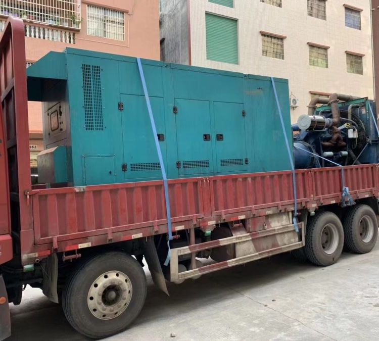 乌恰如何在不同负载率下确保 400KW 柴油发电机组的正常运行？