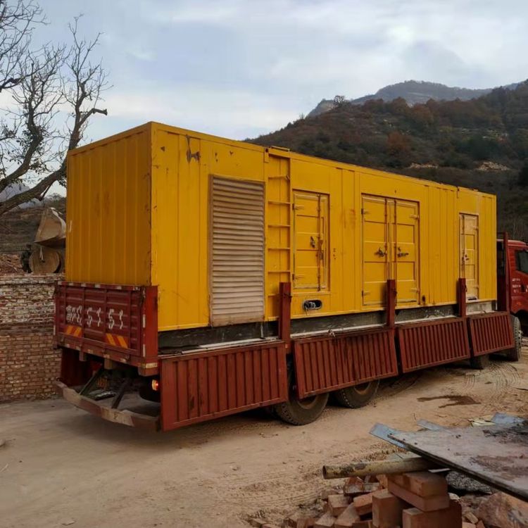 乌恰200kW 发电机组在带电阻性负载时，输出功率会受到哪些因素的影响？