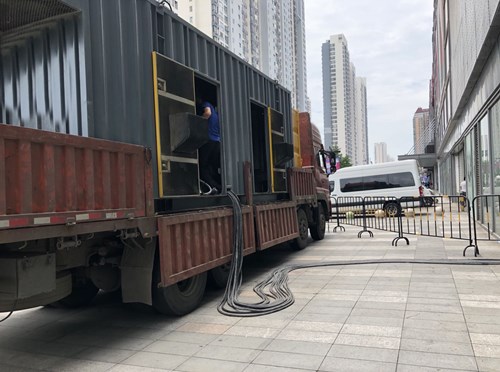 乌恰低温环境下，柴油发电机组电池充满电的具体时间受哪些因素影响？